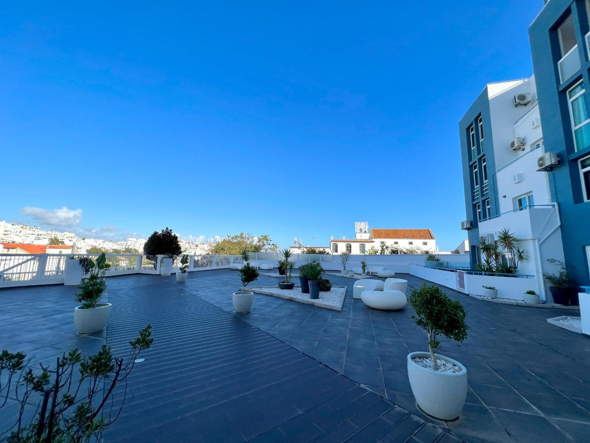 Cosy 1-br Central Apt In Old Town - Steps From The Sea & Amenities Apartment Albufeira