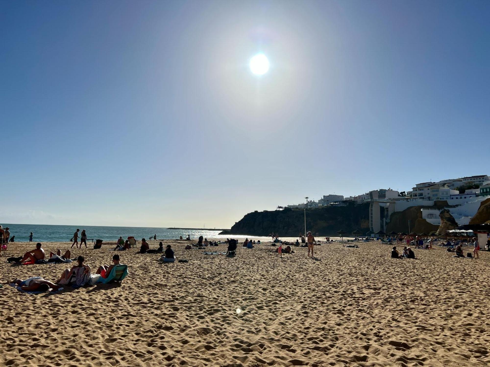Cosy 1-br Central Apt In Old Town - Steps From The Sea & Amenities Apartment Albufeira