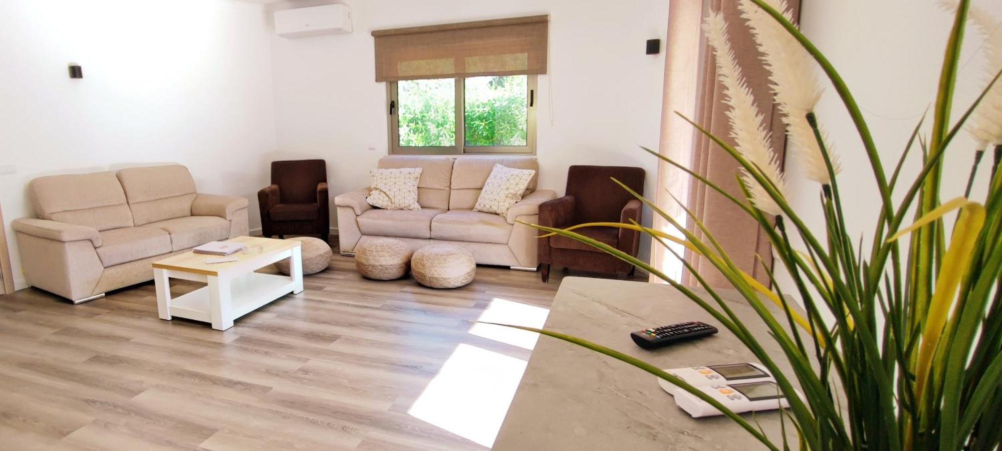 6 Bedroom Private Tenazinha I, With Private Pool Villa