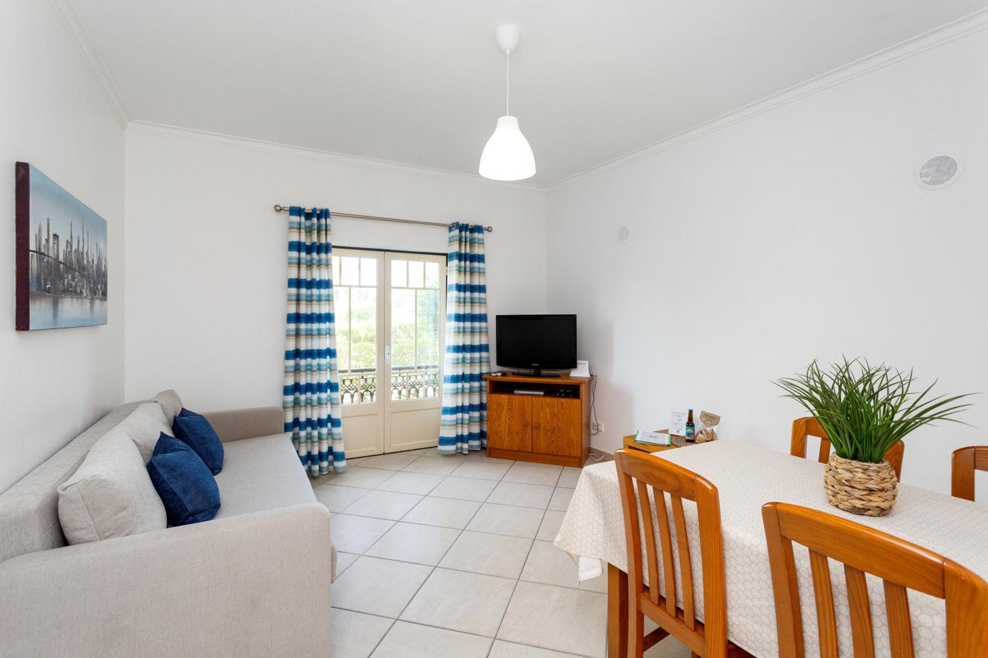Bicos By Apartment *