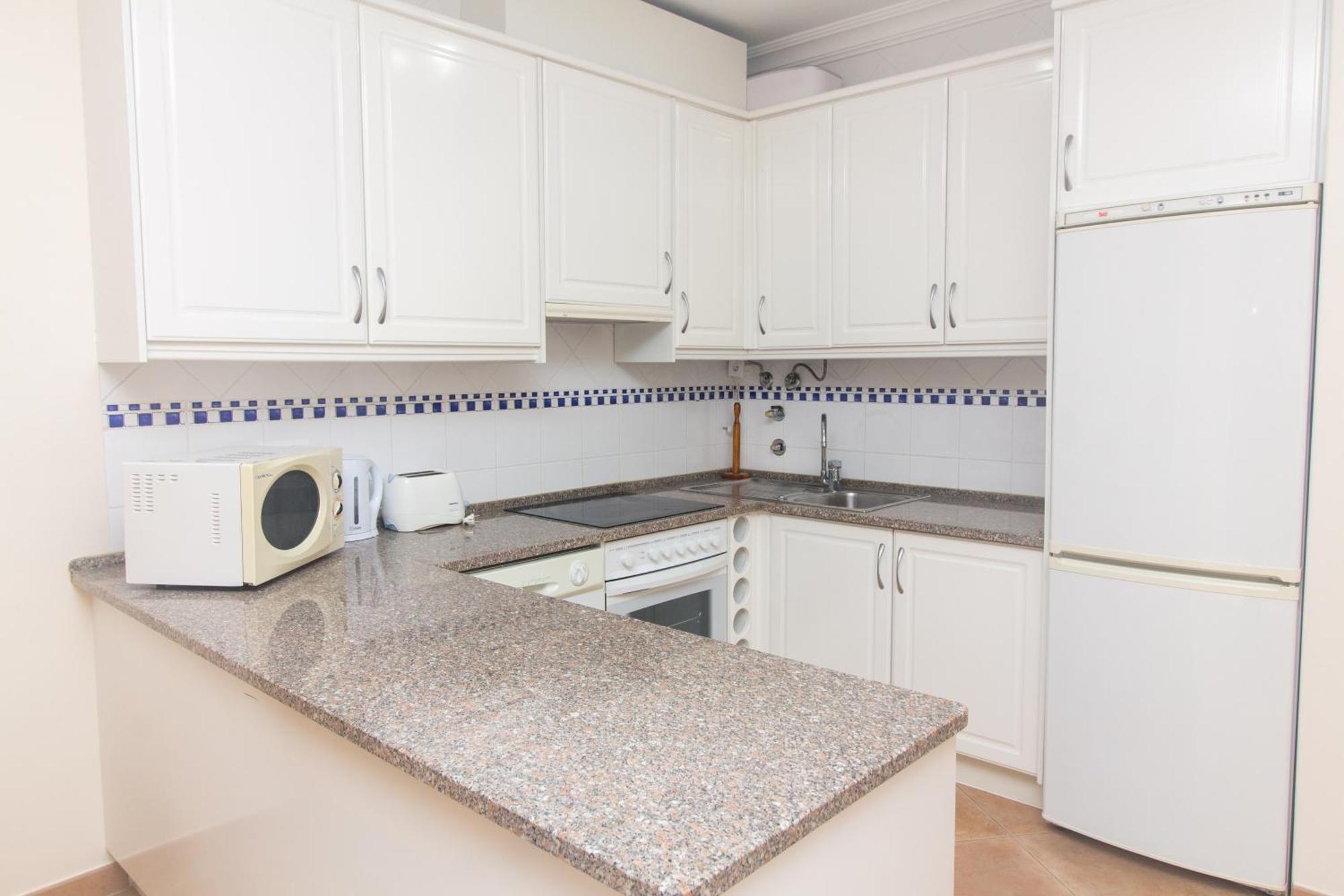 Oura Sunrise Iii - Sea View & Oura Beach & Top Location