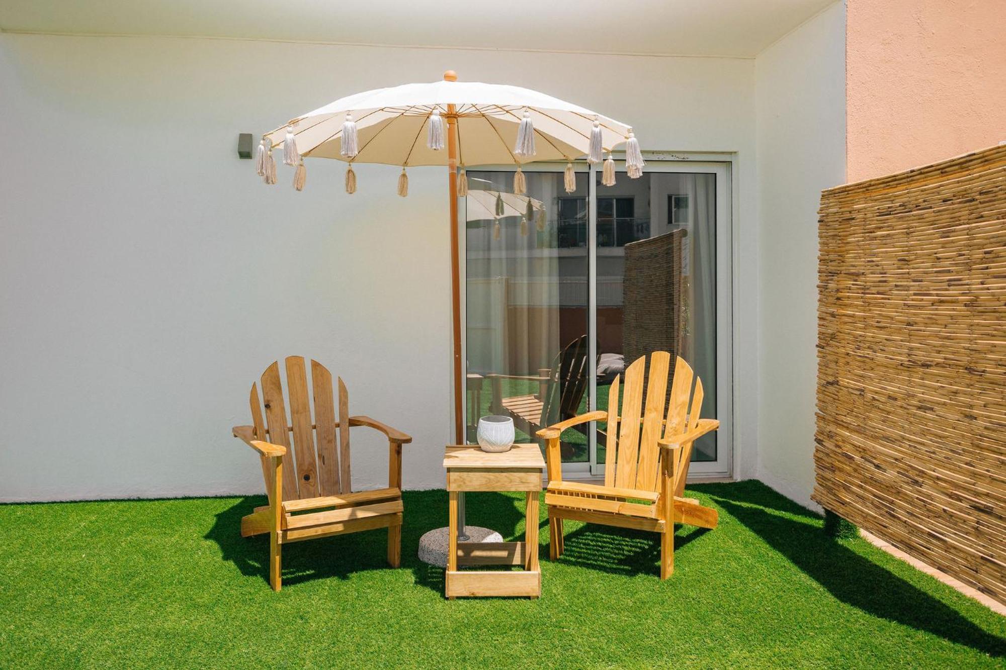 Coral Boutique Bed & Breakfast *