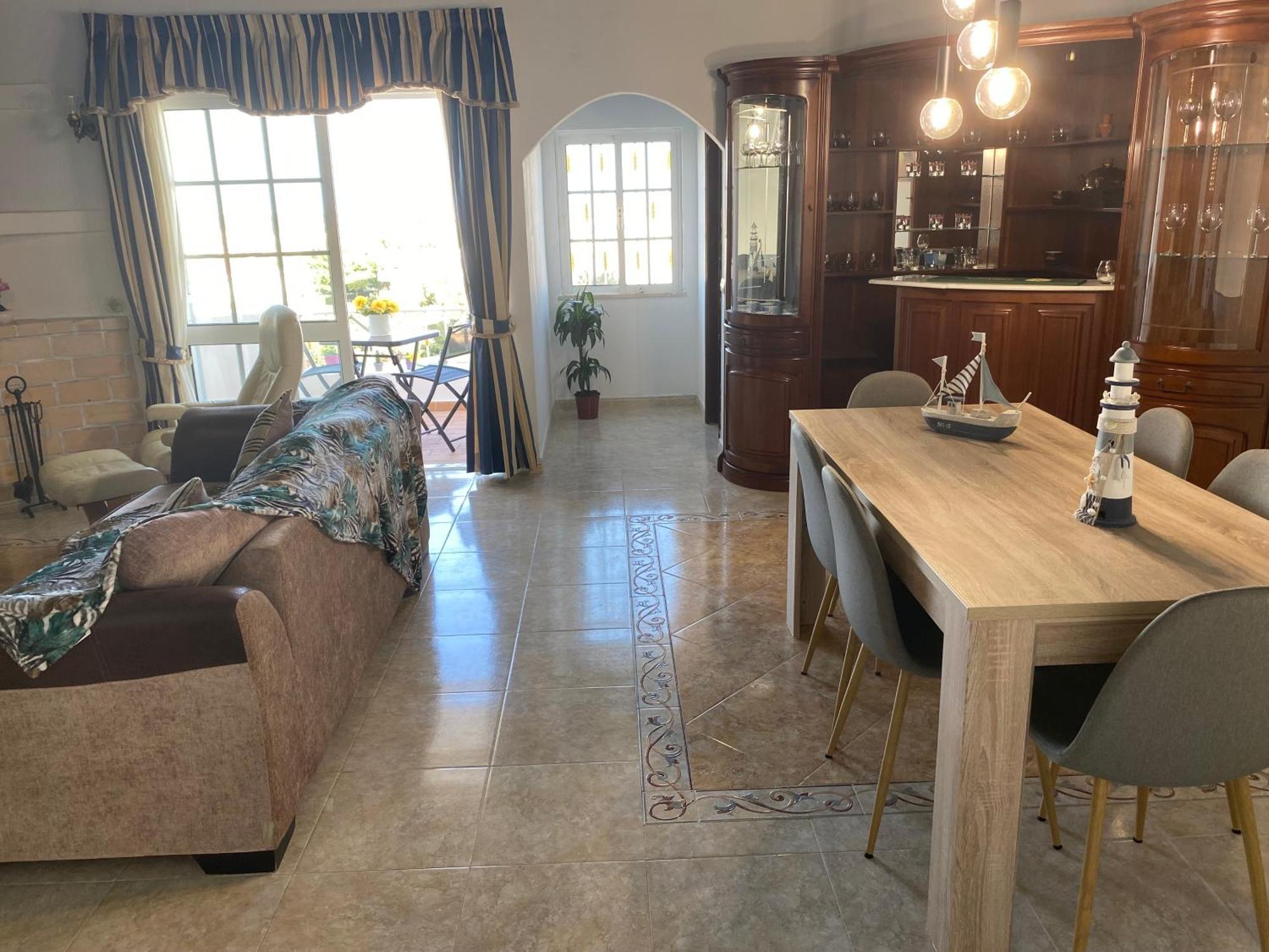 Moradia Olival- Bbq, 2 Quartos, Quintal Albufeira