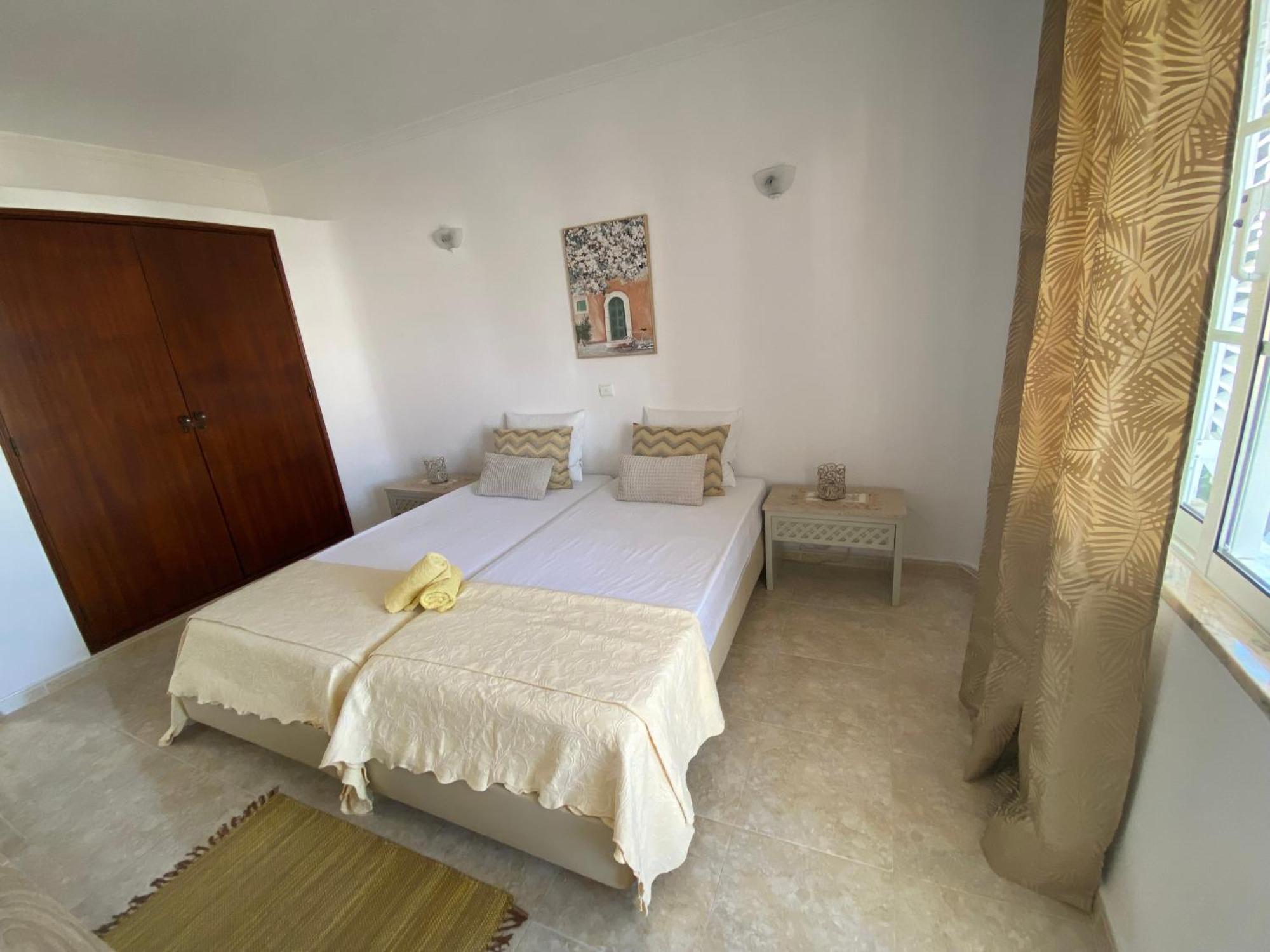 Holiday home Moradia Olival- Bbq, 2 Quartos, Quintal Albufeira