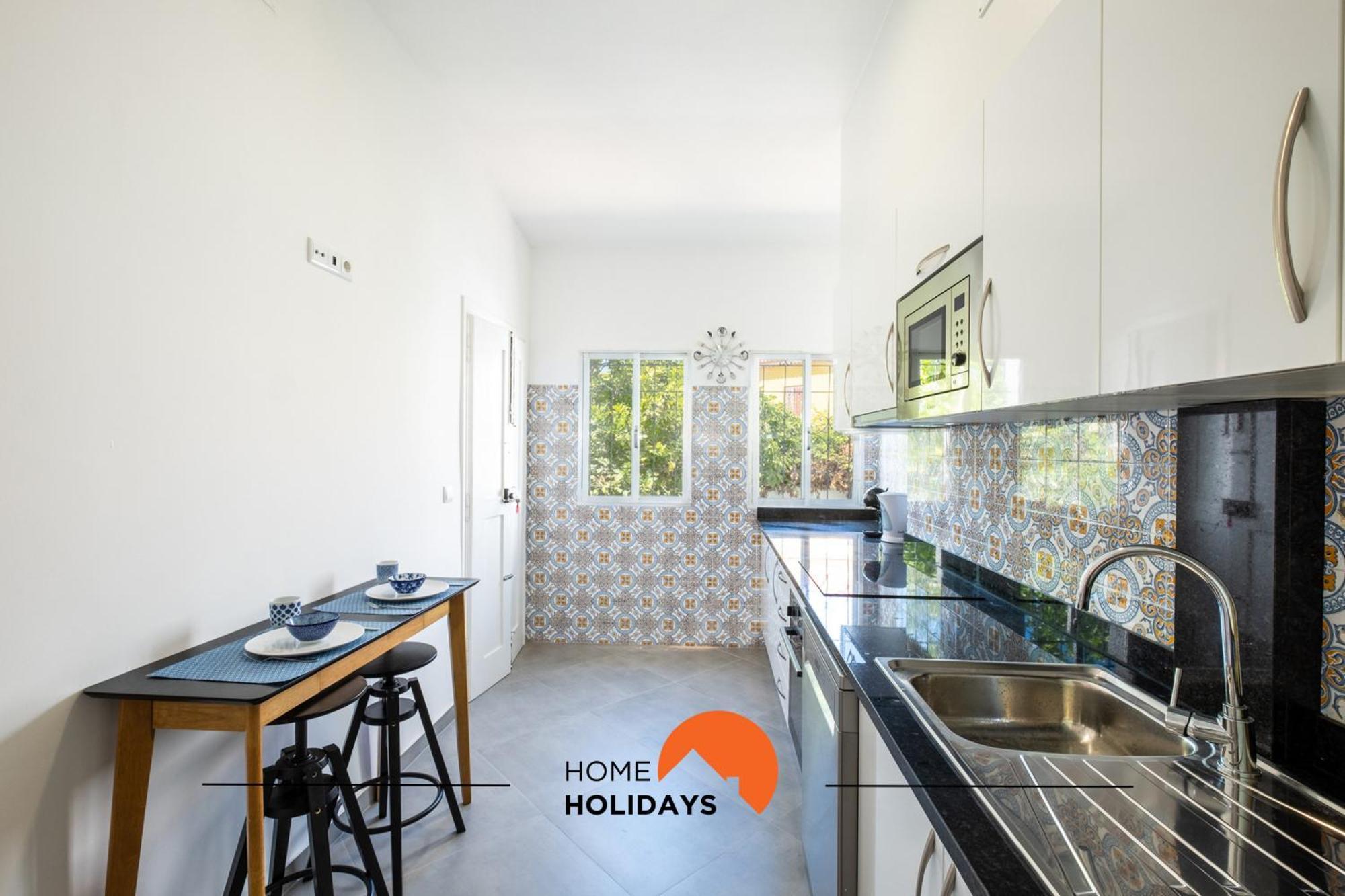 #049 Lemon By Holidays Apartment