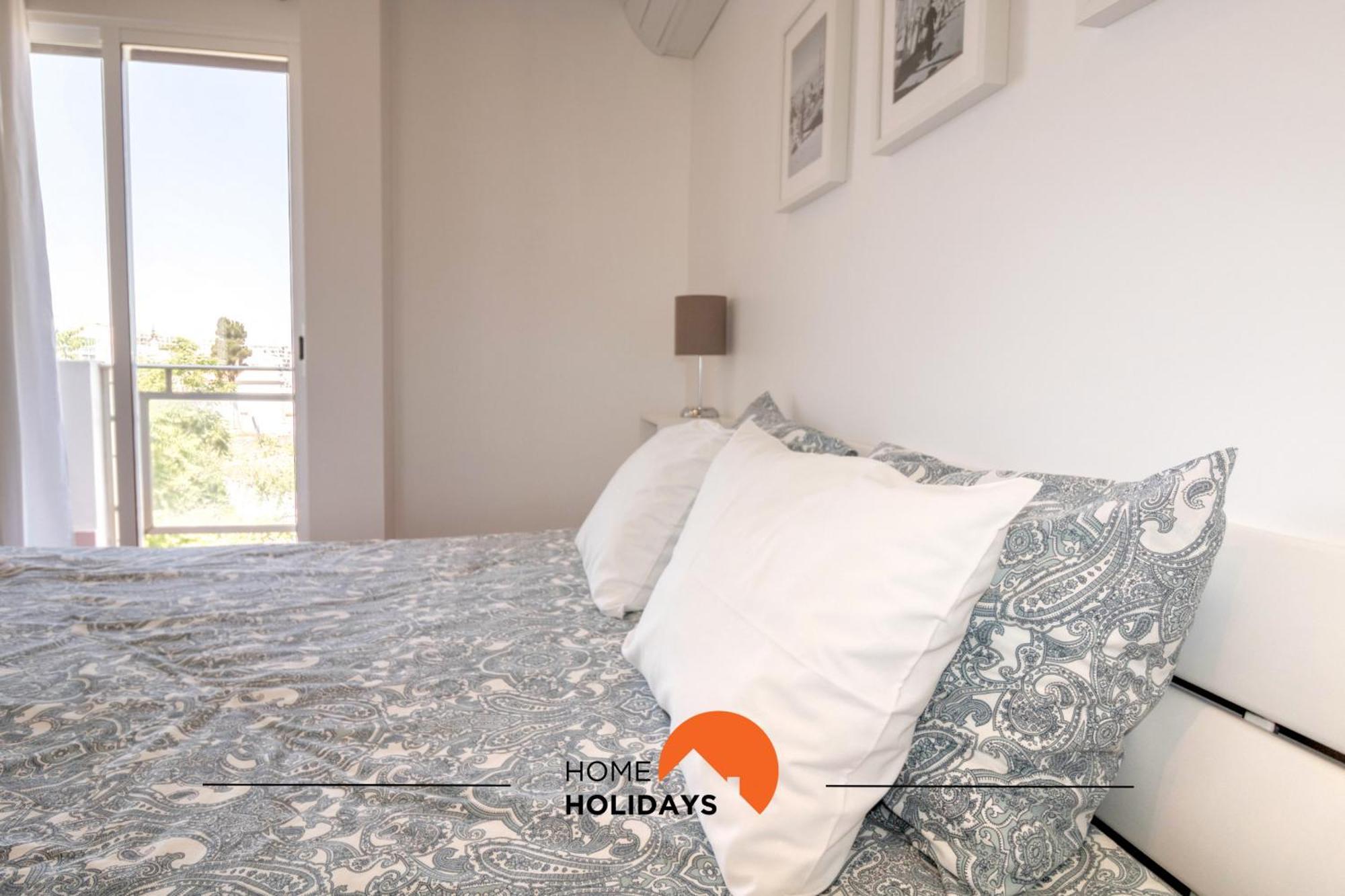 #008 T2 Tenis By Holidays * Albufeira