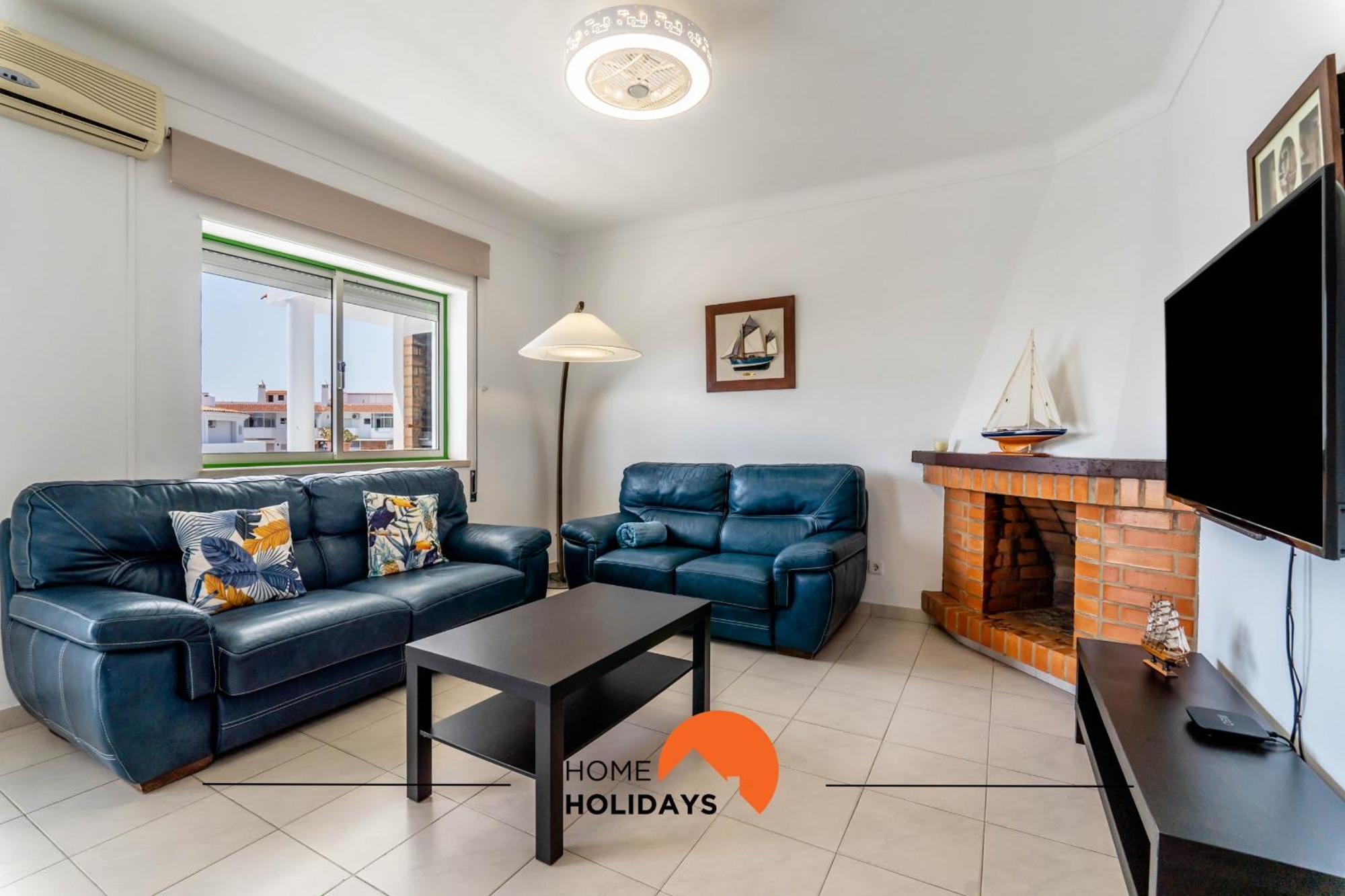 #167 Santa Eulalia By Holidays *