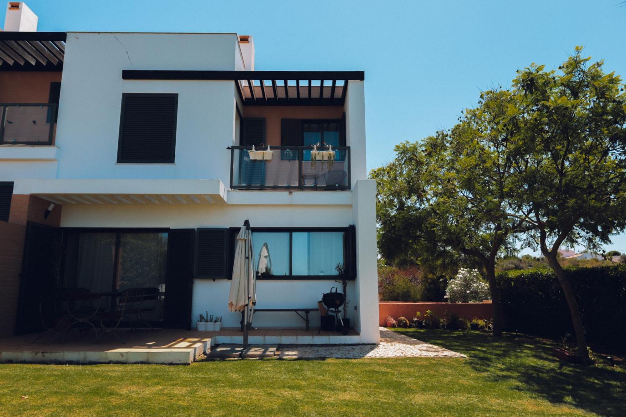 Casa Jacaranda - Ocean View Modern