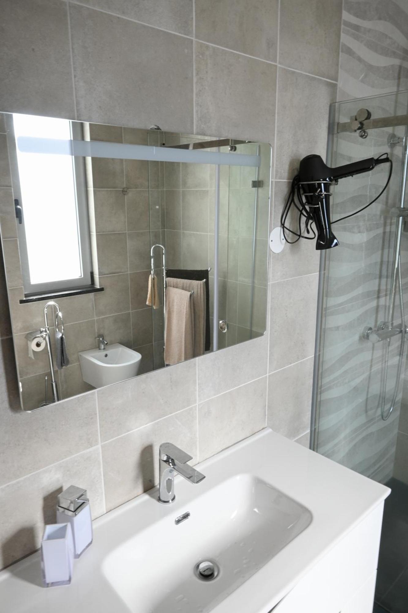 Luz 37 - Jacuzzi Terrace & Swimming Pool * Albufeira