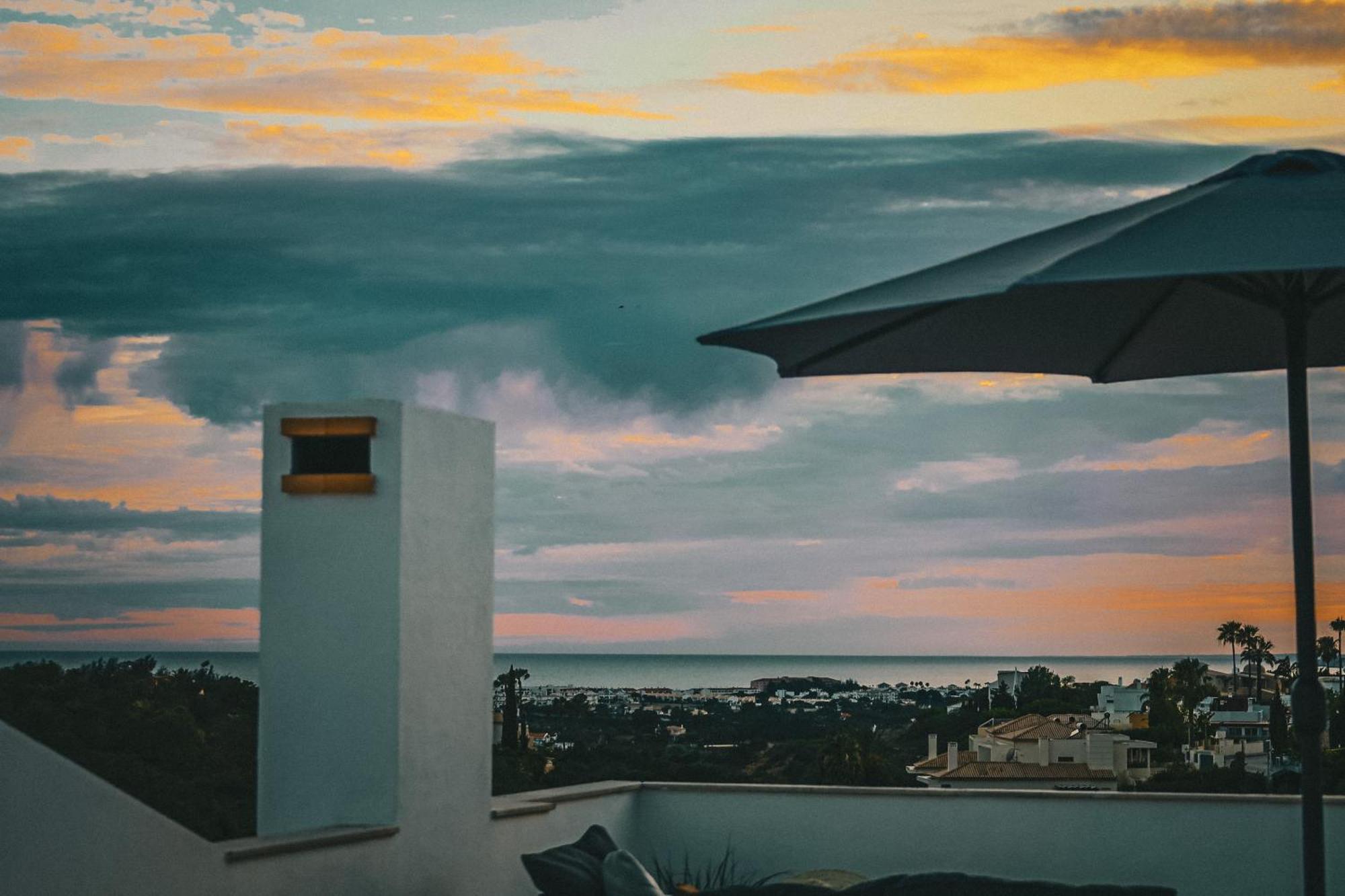 Casa Jacaranda - Ocean View Modern Villa Albufeira