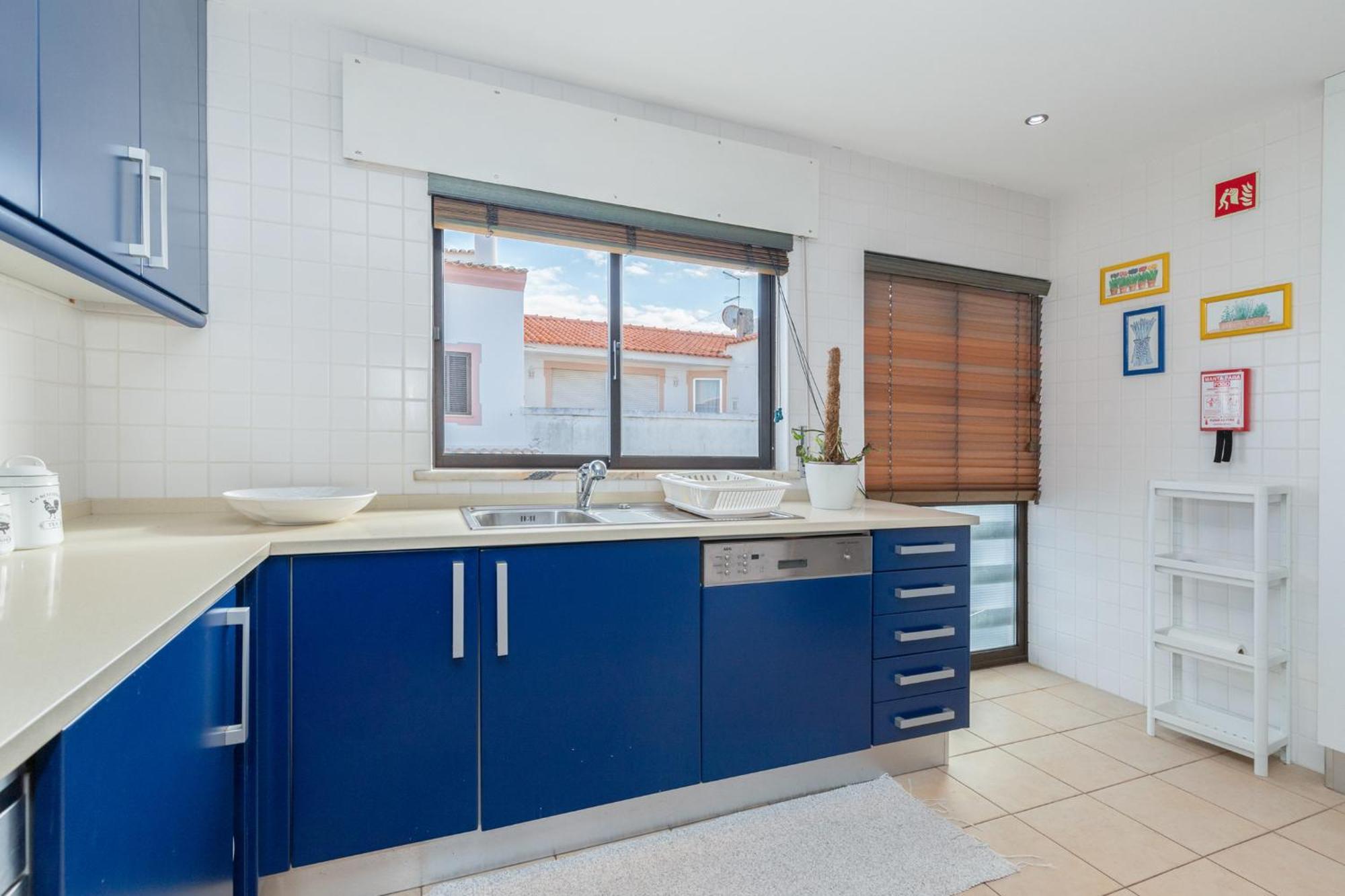 Marina Apartment *