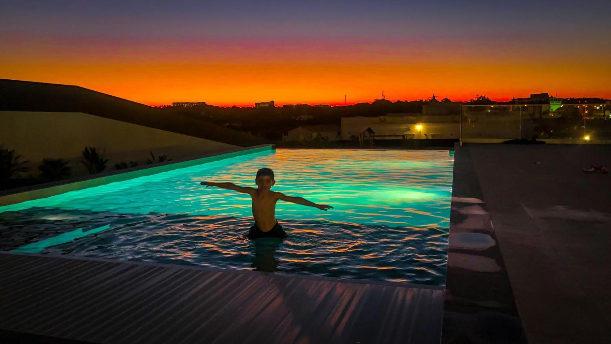 Sunrise By Laranjal Villa