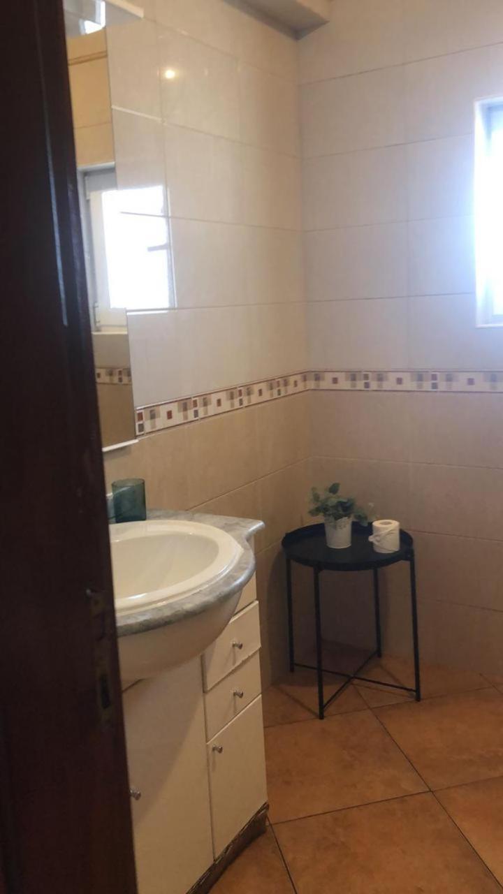 Beautiful Penthouse Two Bed Roof Albufeira