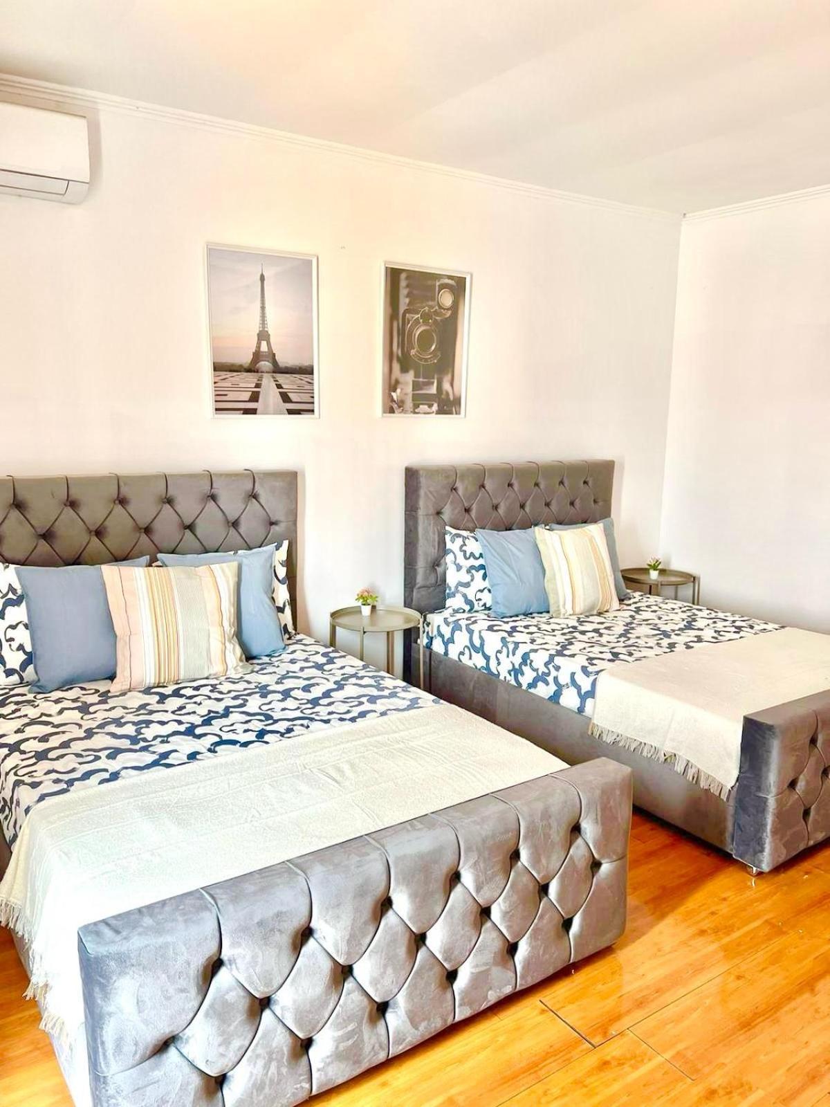 Apartment Beautiful Penthouse Two Bed Roof *