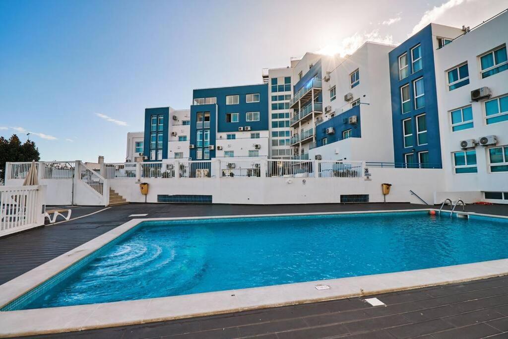 Bay View Andrea Mit Meerblick Und Pool Apartment