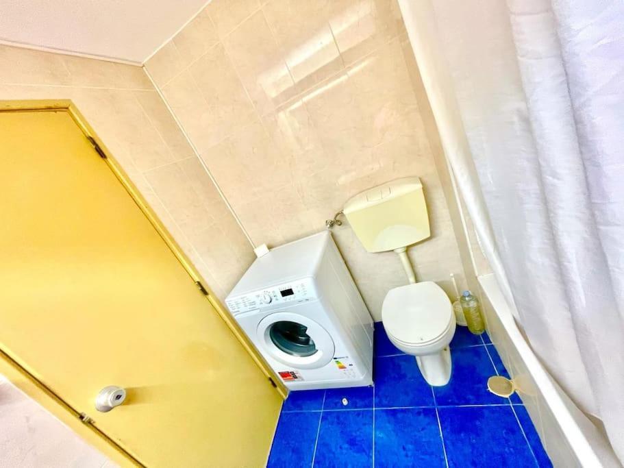 Apartment T1, Da Oura *