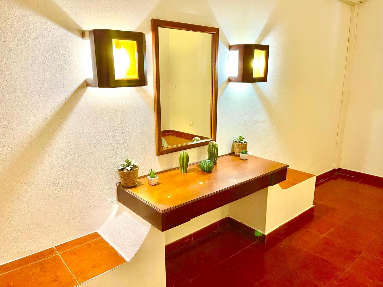 Apartment T1, Da Oura *