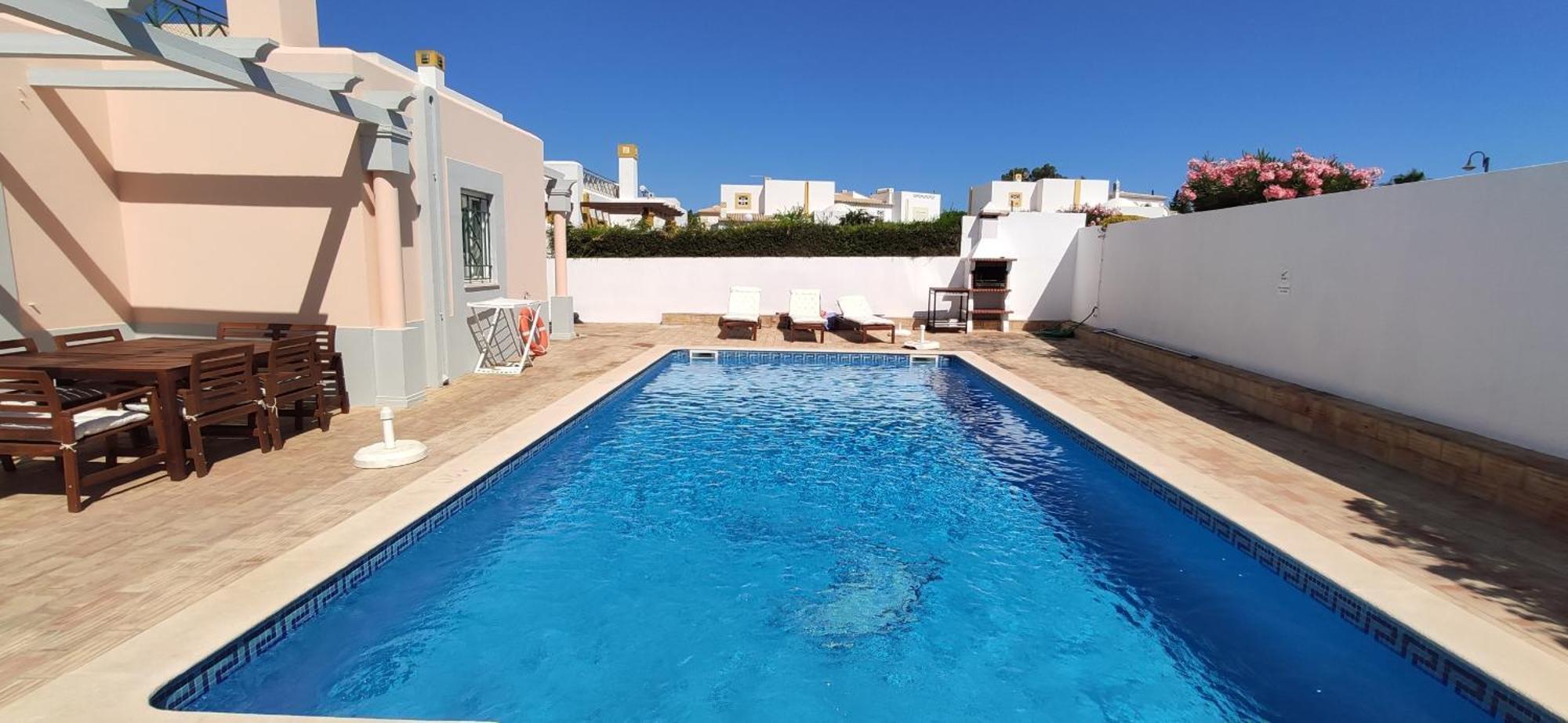Villa Casa Golfinho, *