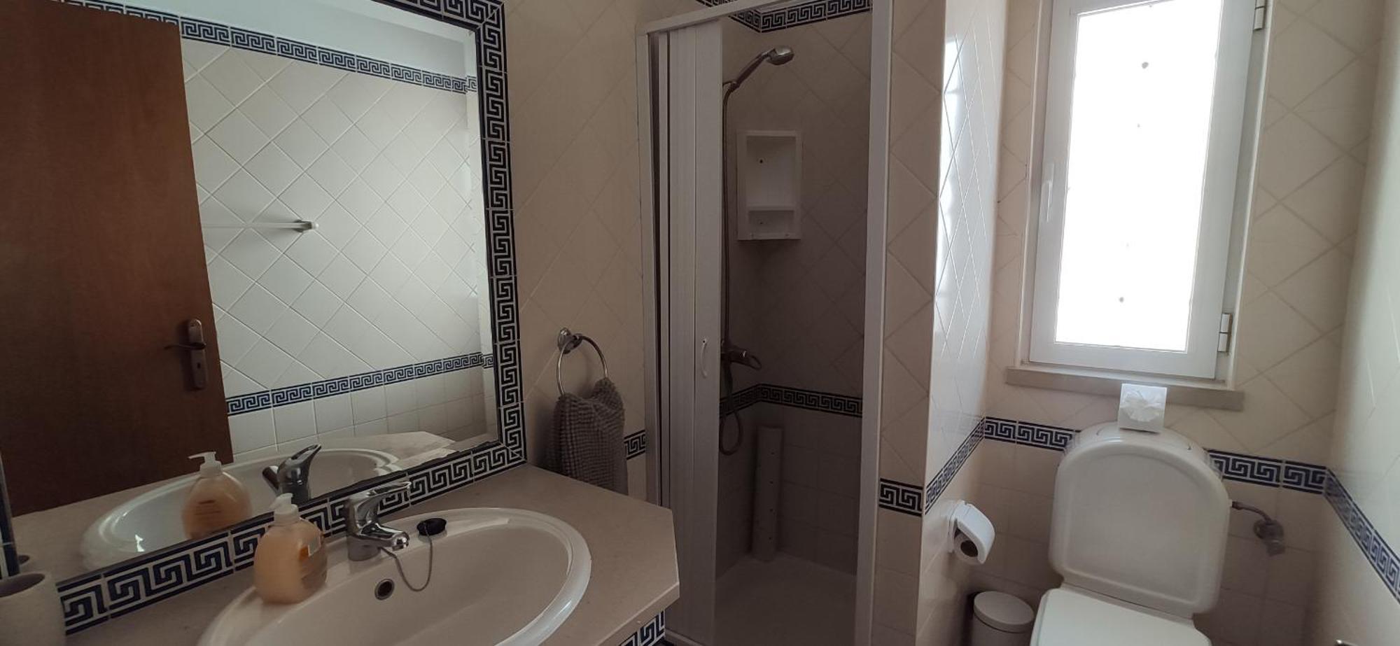 Casa Golfinho, Villa *