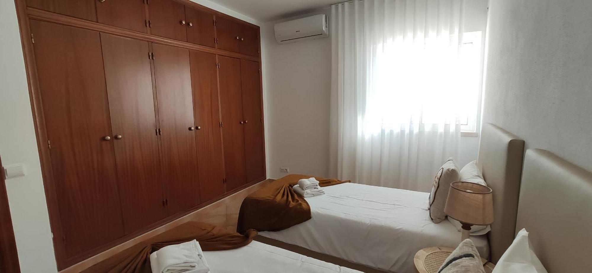 Casa Golfinho, *
