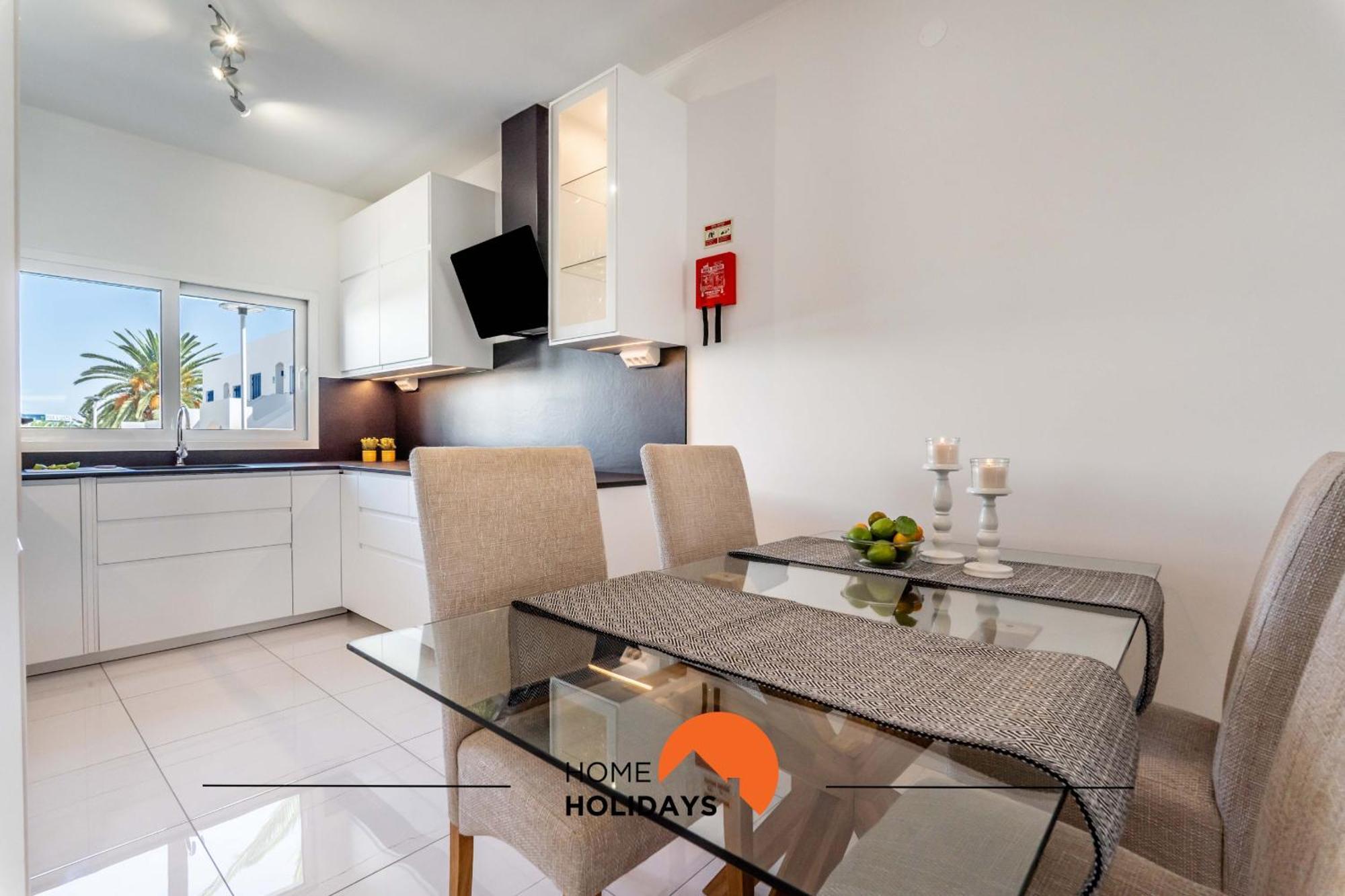 #220 Windmill Hill By Holidays Holiday home