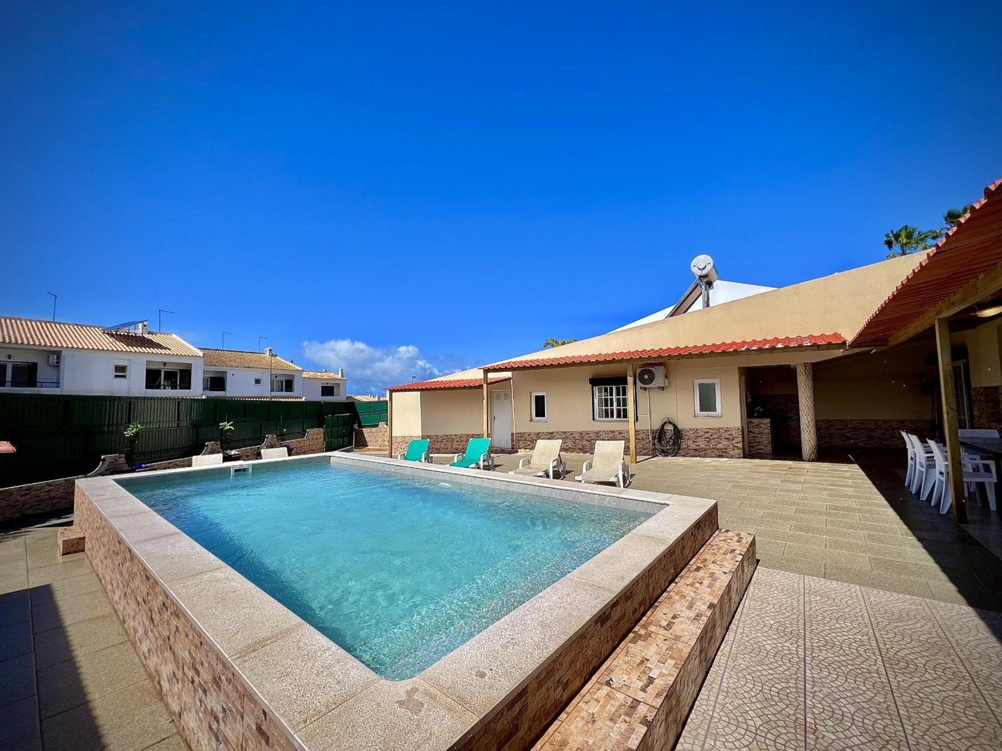 Villa Summer 2 With Pool By Homing Albufeira