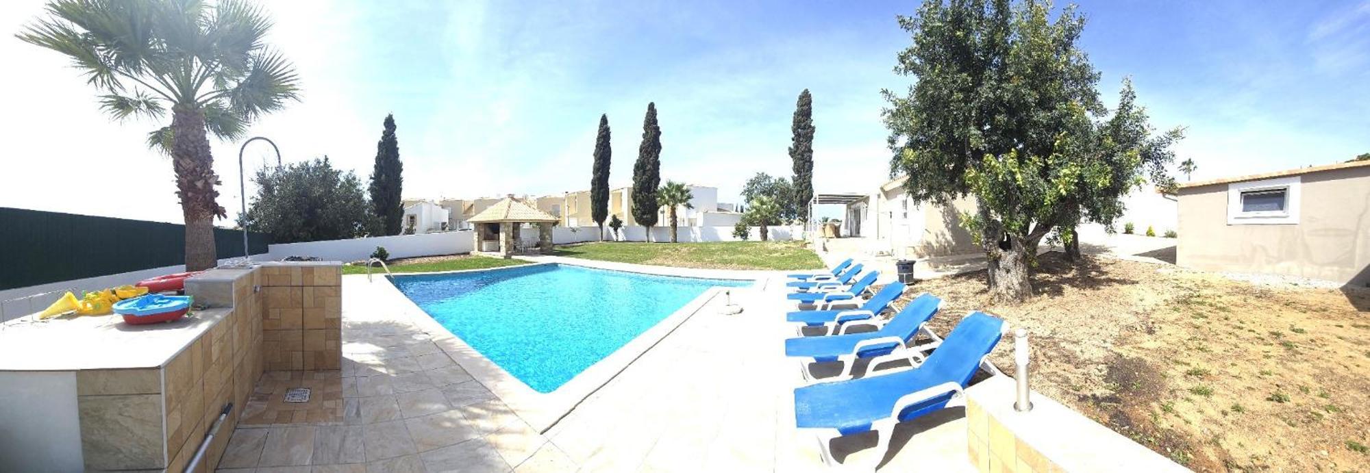 Villa Sunshine - *