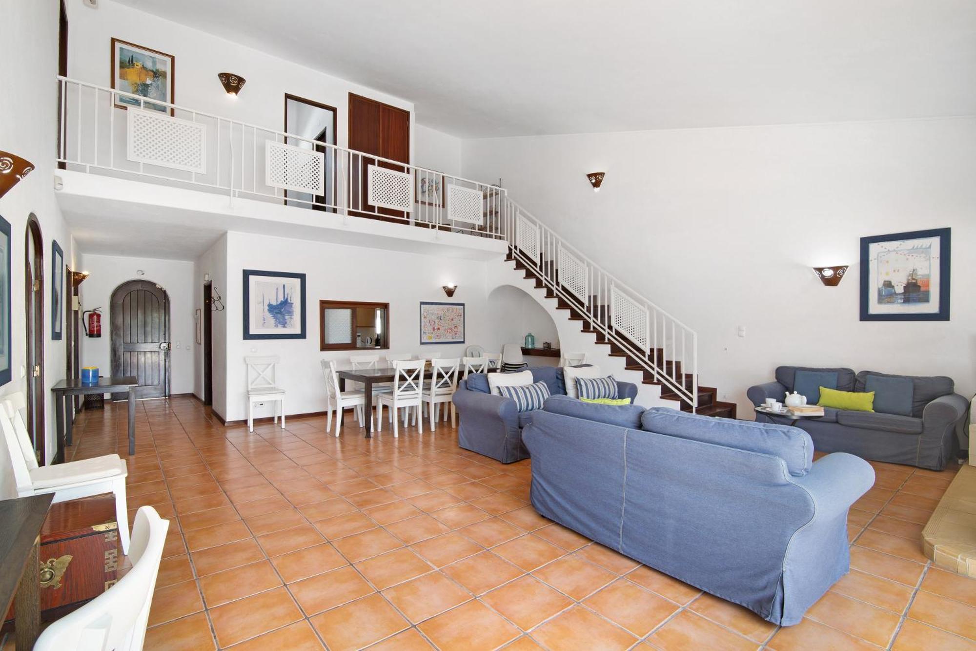 Aveiros Villa