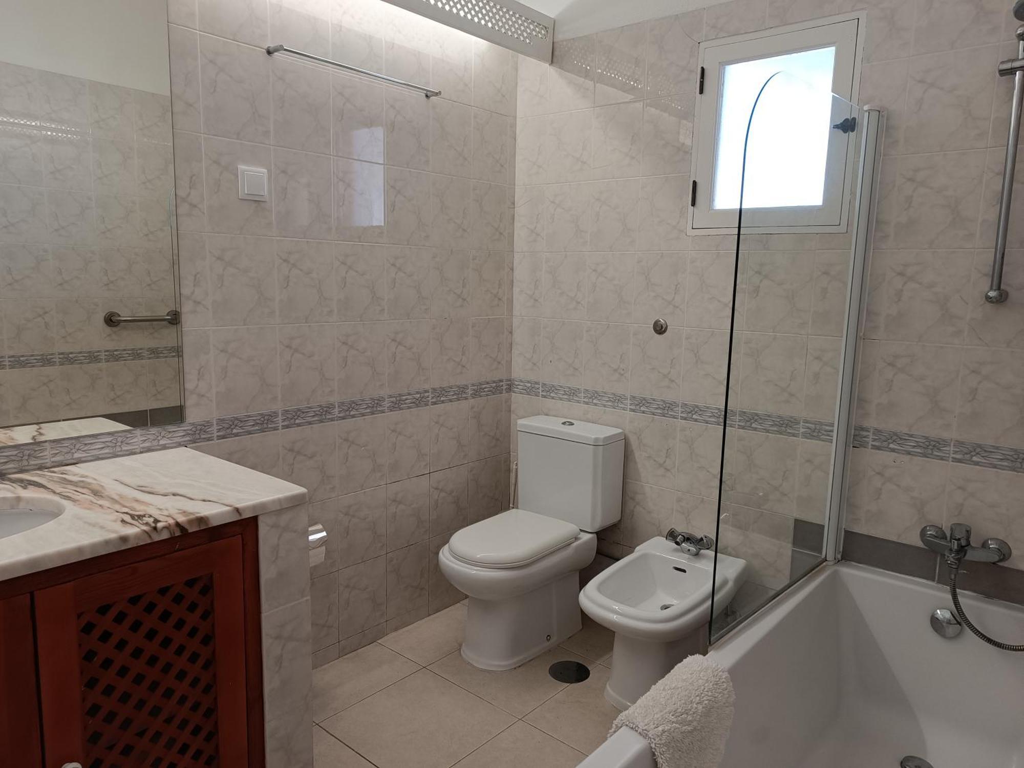 81 Amazing In A Fantastic Location On Oura *