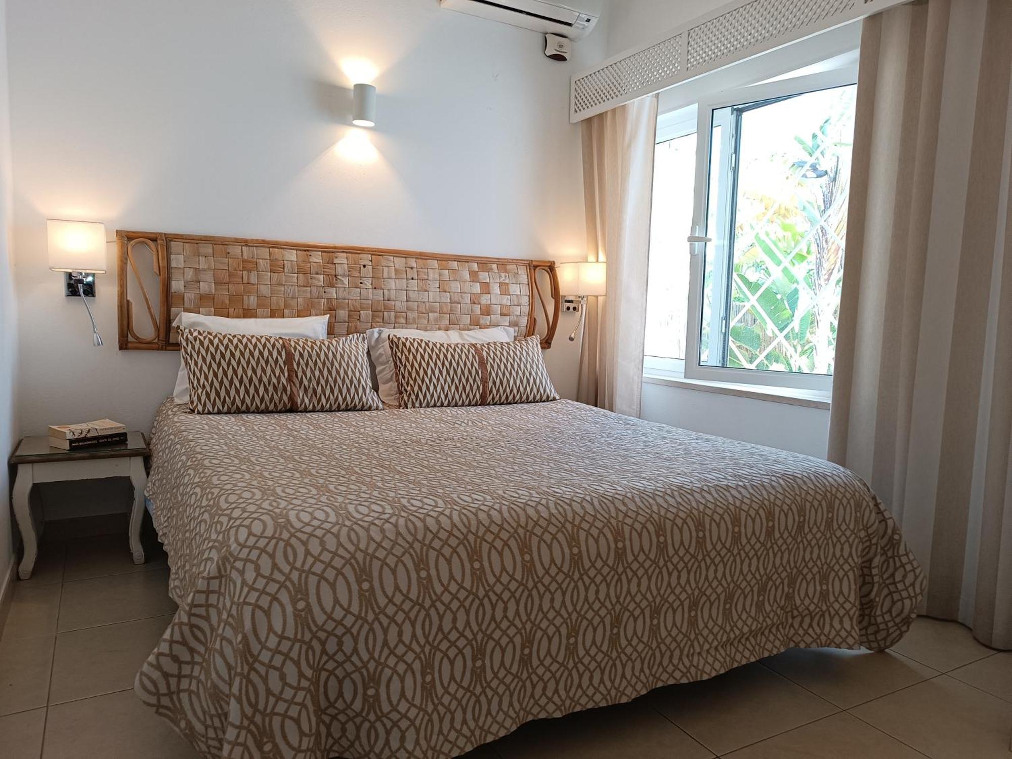 81 Amazing In A Fantastic Location On Oura Villa *