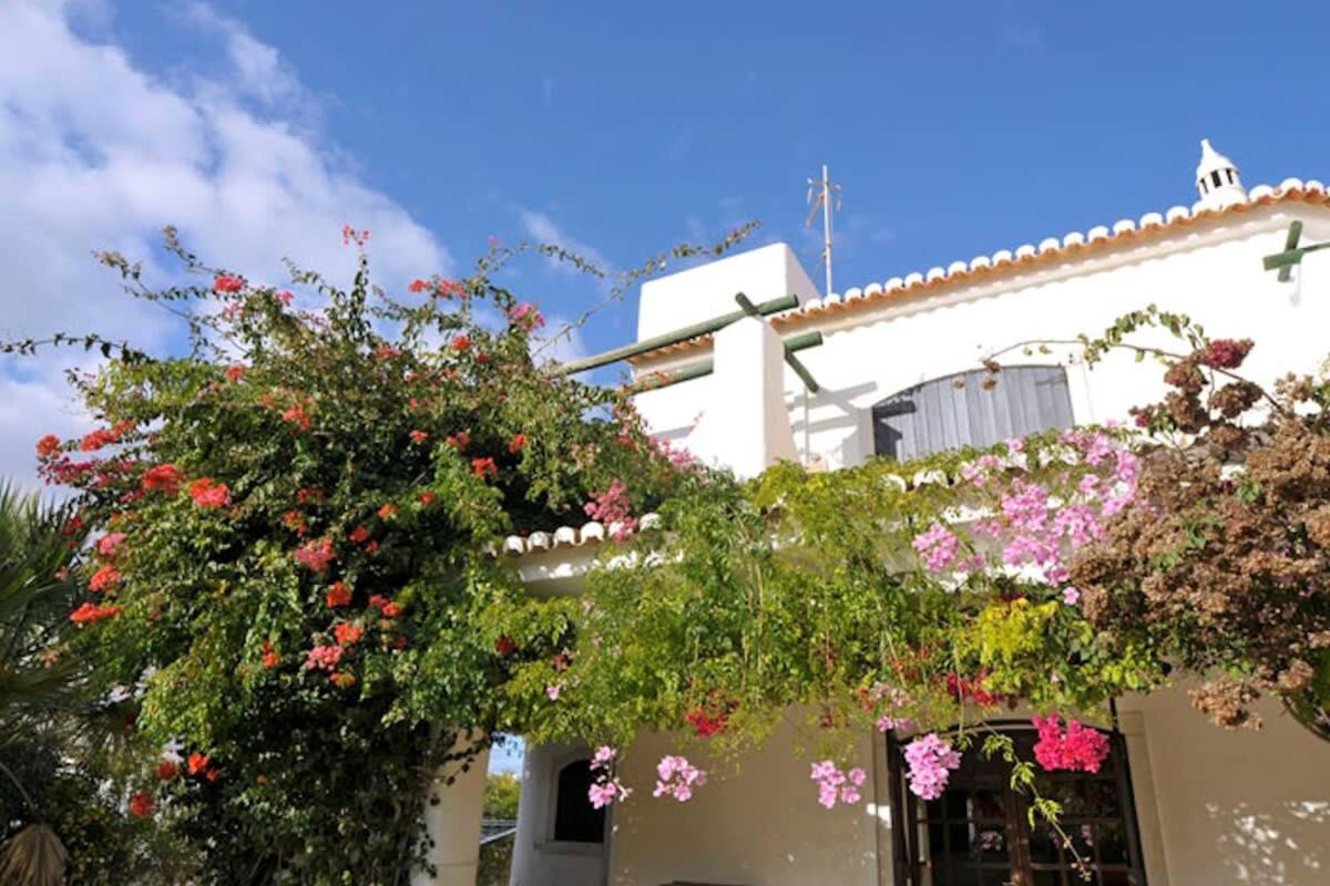 Casa Gondi - Right By Gale - Large Lush Gardens Pousada Albufeira