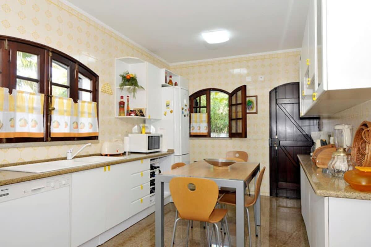 Casa Gondi - Right By Gale - Large Lush Gardens * Albufeira