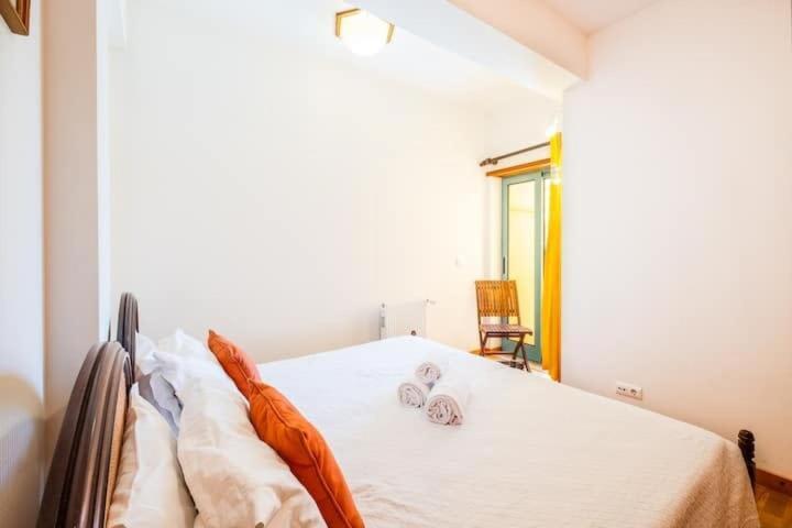 Sky Vista - Beautiful Marina Views Holiday home *