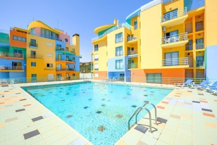 Sky Vista - Beautiful Marina Views