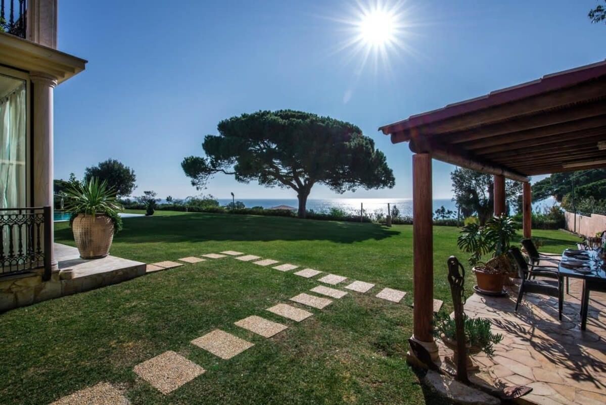 Mauri Luxe - Beautiful Beachfront *