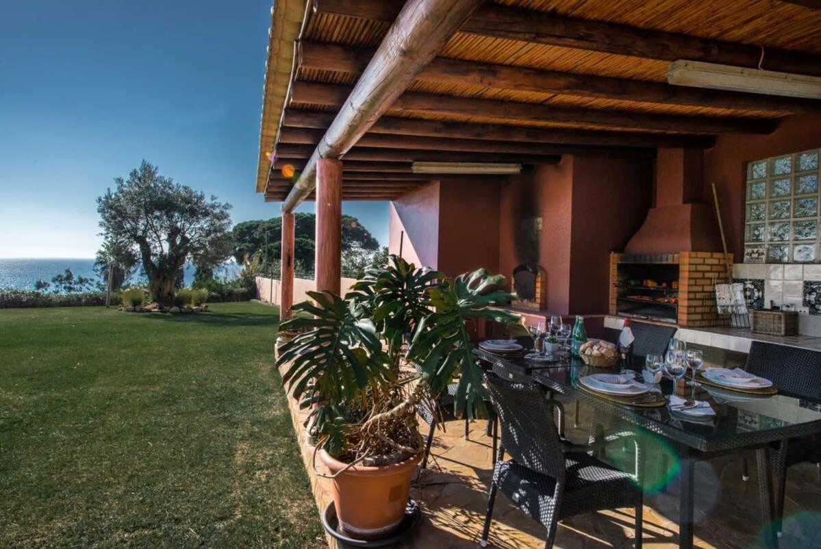 Mauri Luxe - Beautiful Beachfront Holiday home Albufeira