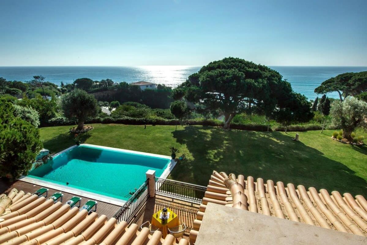 Mauri Luxe - Beautiful Beachfront Holiday home Albufeira