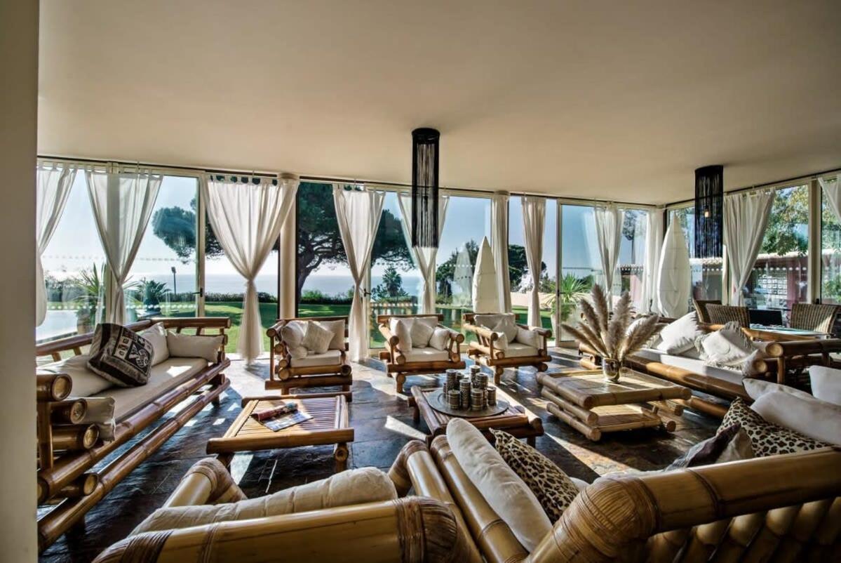 Mauri Luxe - Beautiful Beachfront Holiday home