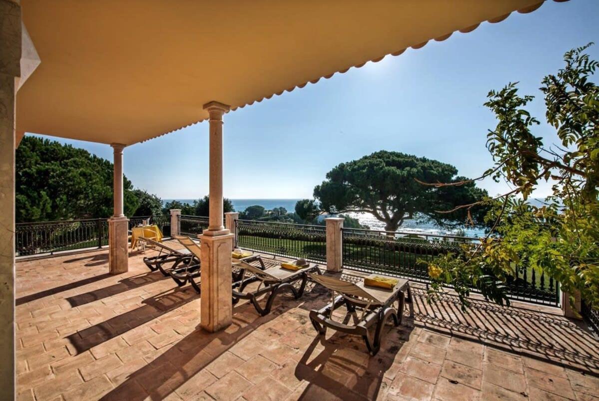 Mauri Luxe - Beautiful Beachfront Holiday home Albufeira