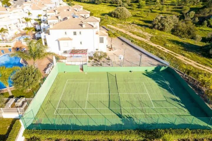 Holiday home Esta - Tennis Court And Pool Albufeira
