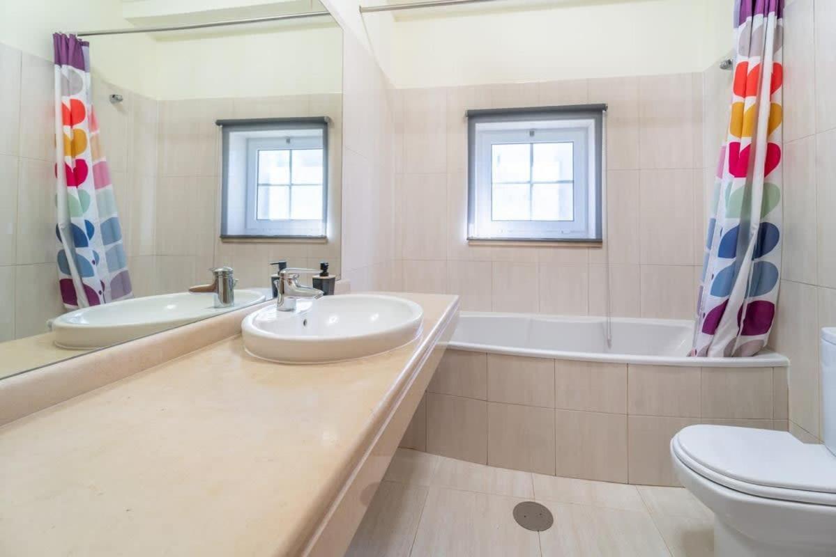 Holiday home Gale Grande - Bright Airy With A Private Pool *