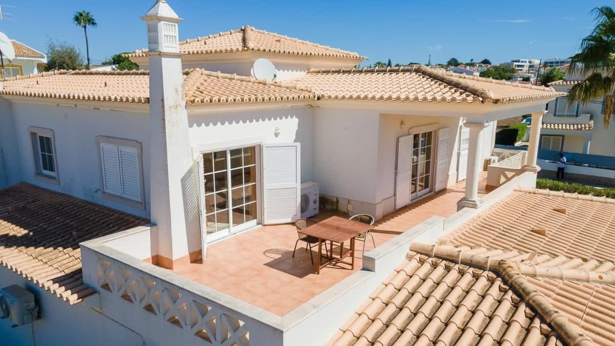 Holiday home Gale Grande - Bright Airy With A Private Pool