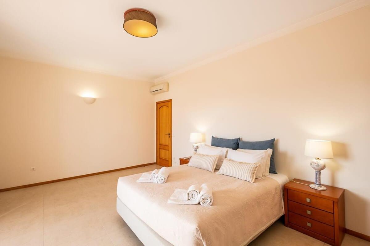 Gale Grande - Bright Airy With A Private Pool Holiday home Albufeira
