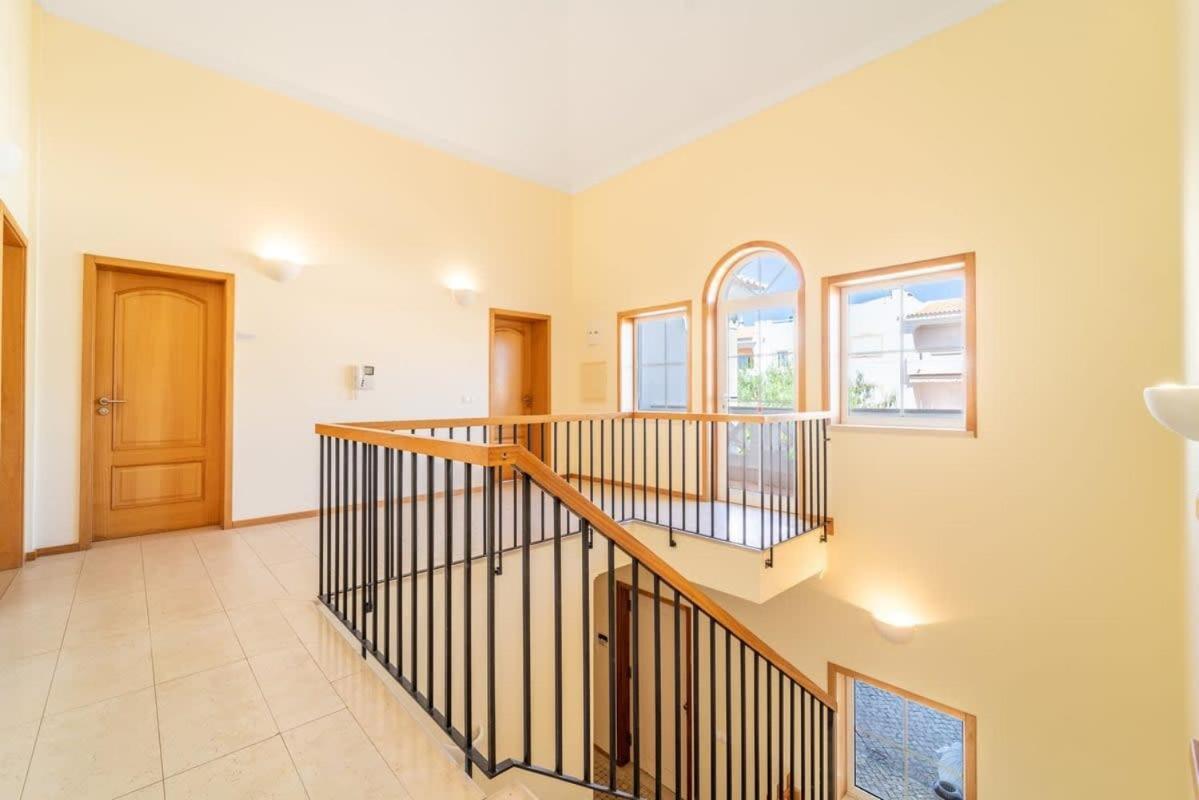 Holiday home Gale Grande - Bright Airy With A Private Pool