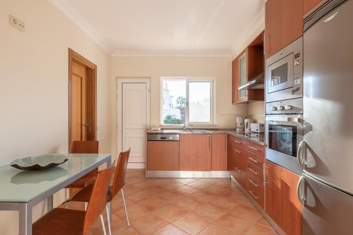 Castelo - Cosy Modern - 500m From Castelo * Albufeira