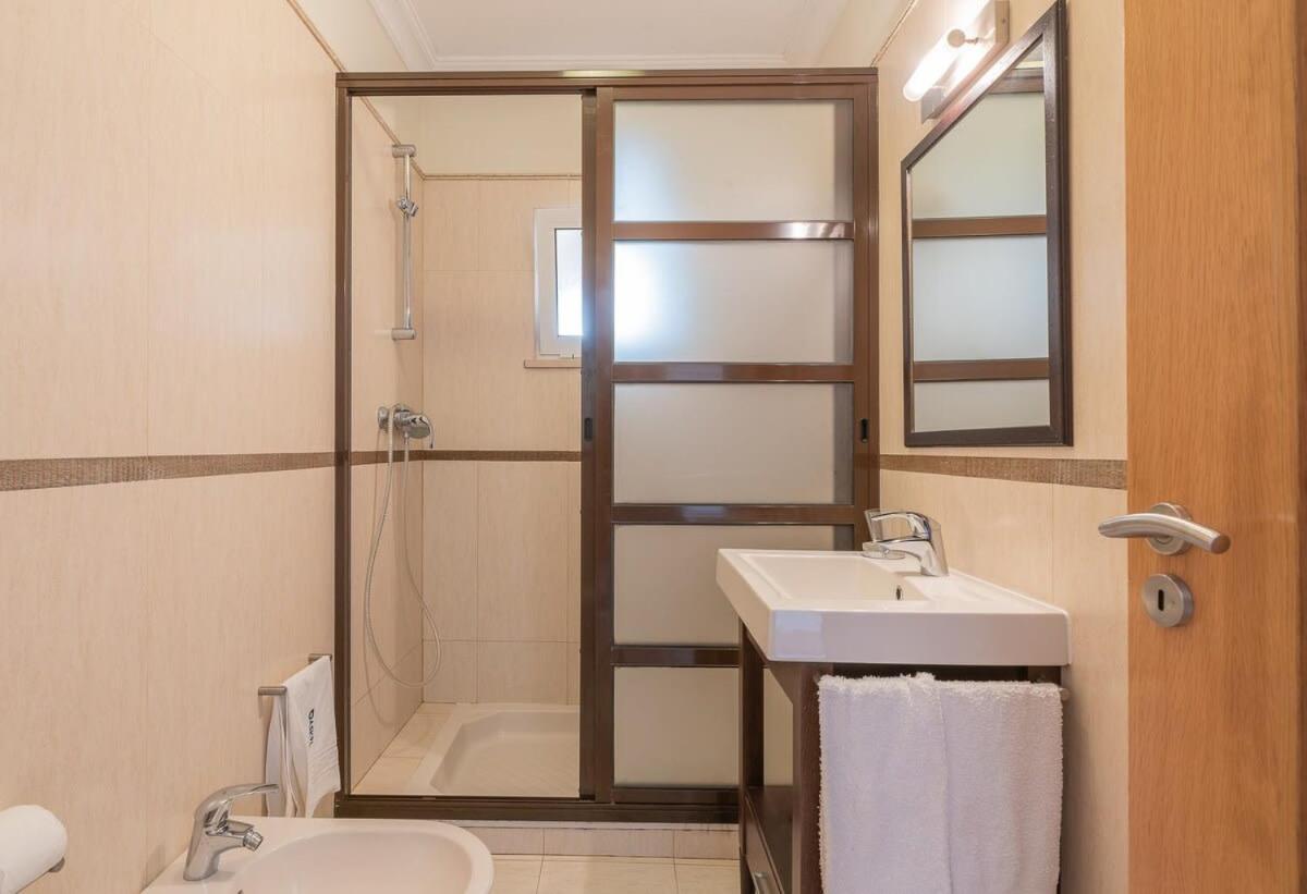 Castelo - Cosy Modern - 500m From Castelo Albufeira