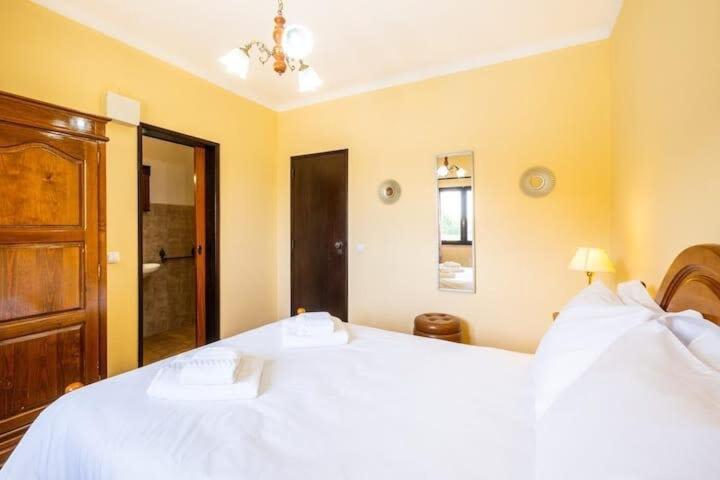 Camila - Ideal Location Ten-min Walk To Marina Holiday home