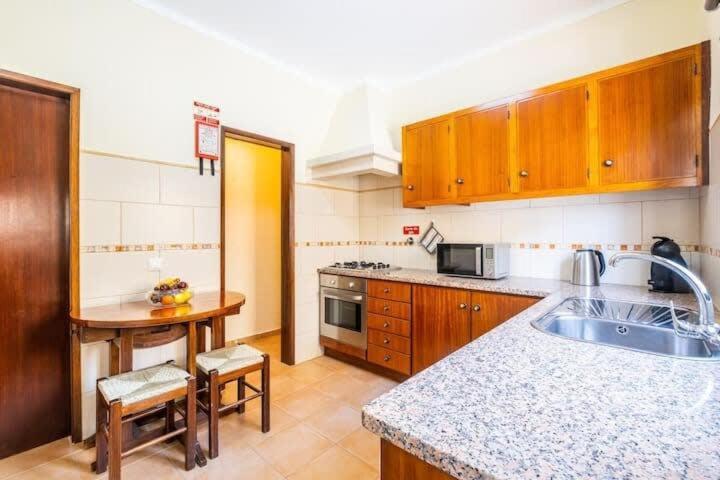 Holiday home Camila - Ideal Location Ten-min Walk To Marina *