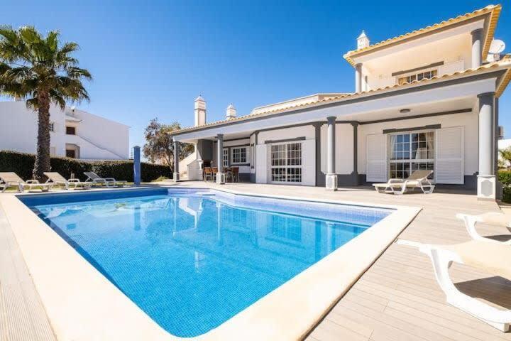 Holiday home Redonda *