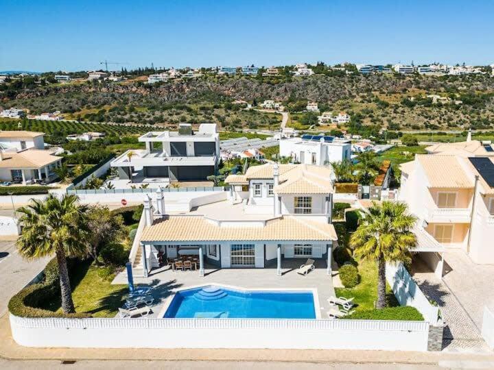 Redonda Holiday home *